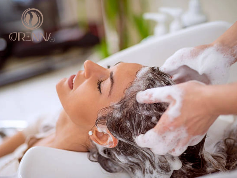 Tác động hai mặt của việc gội đầu đến sức khỏe da đầu
