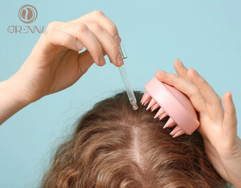 Kích thích mọc tóc bằng massage da đầu và tinh dầu thuần chay