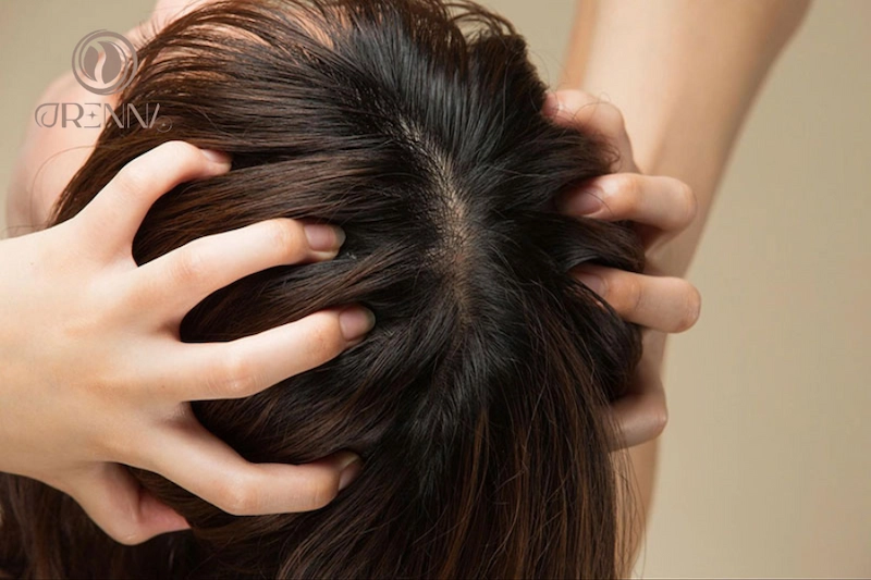 Massage da đầu kích thích tuần hoàn máu